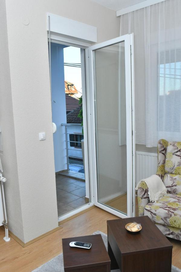 Lux Apartman D&N Svilajnac Buitenkant foto