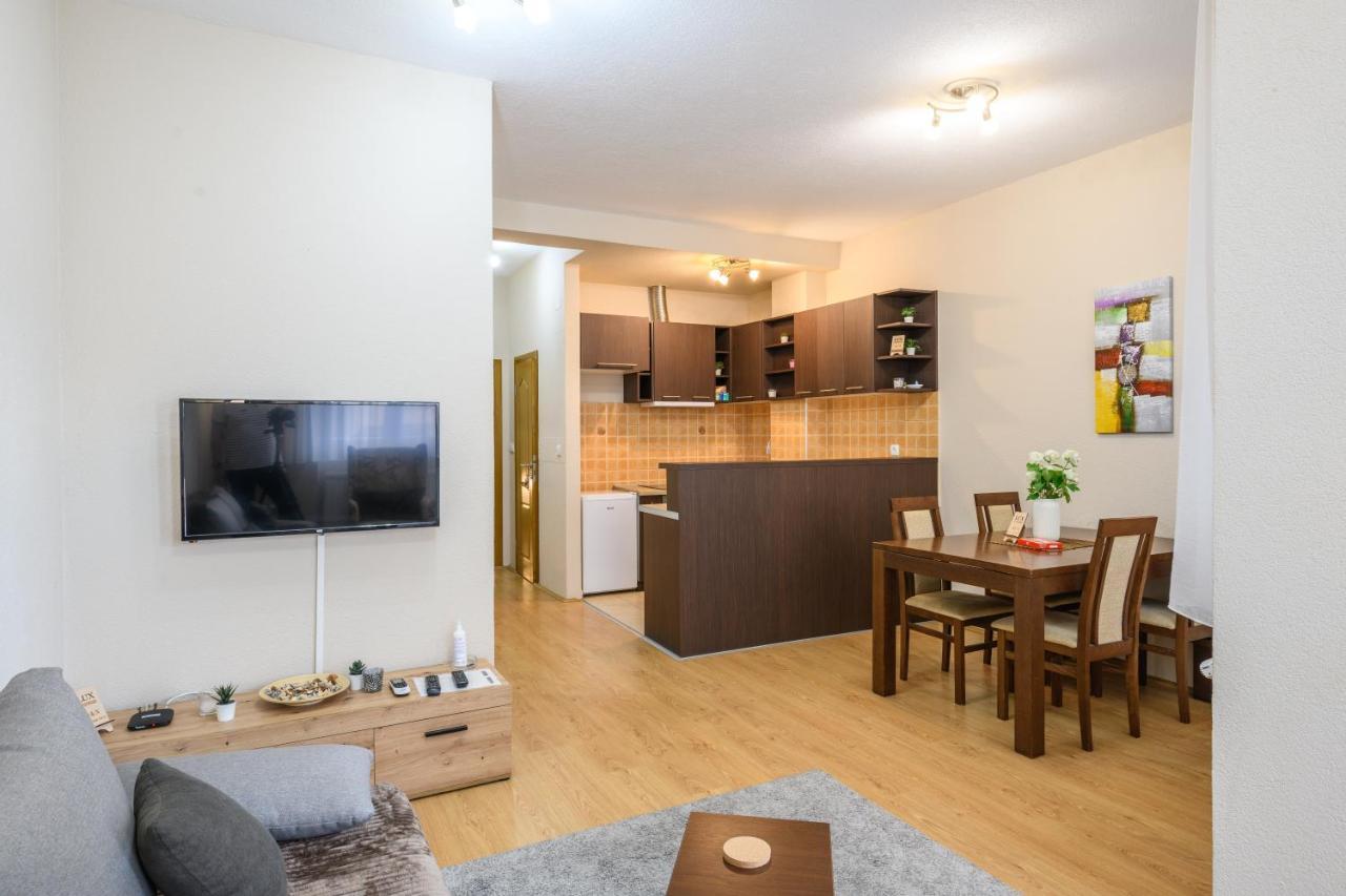 Lux Apartman D&N Svilajnac Buitenkant foto