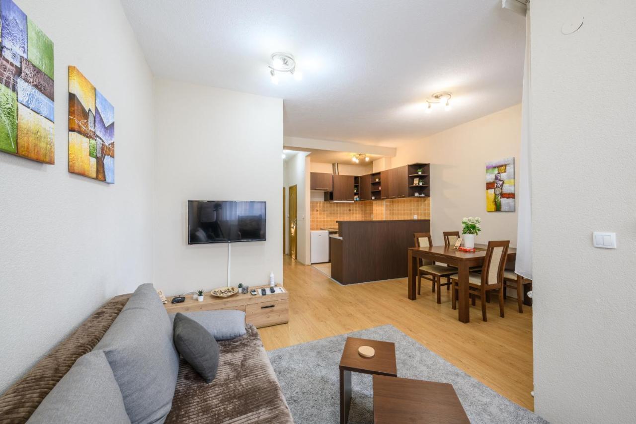 Lux Apartman D&N Svilajnac Buitenkant foto